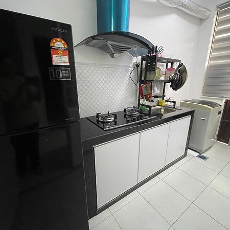 Dm Homestay Skudai Eksteriør bilde